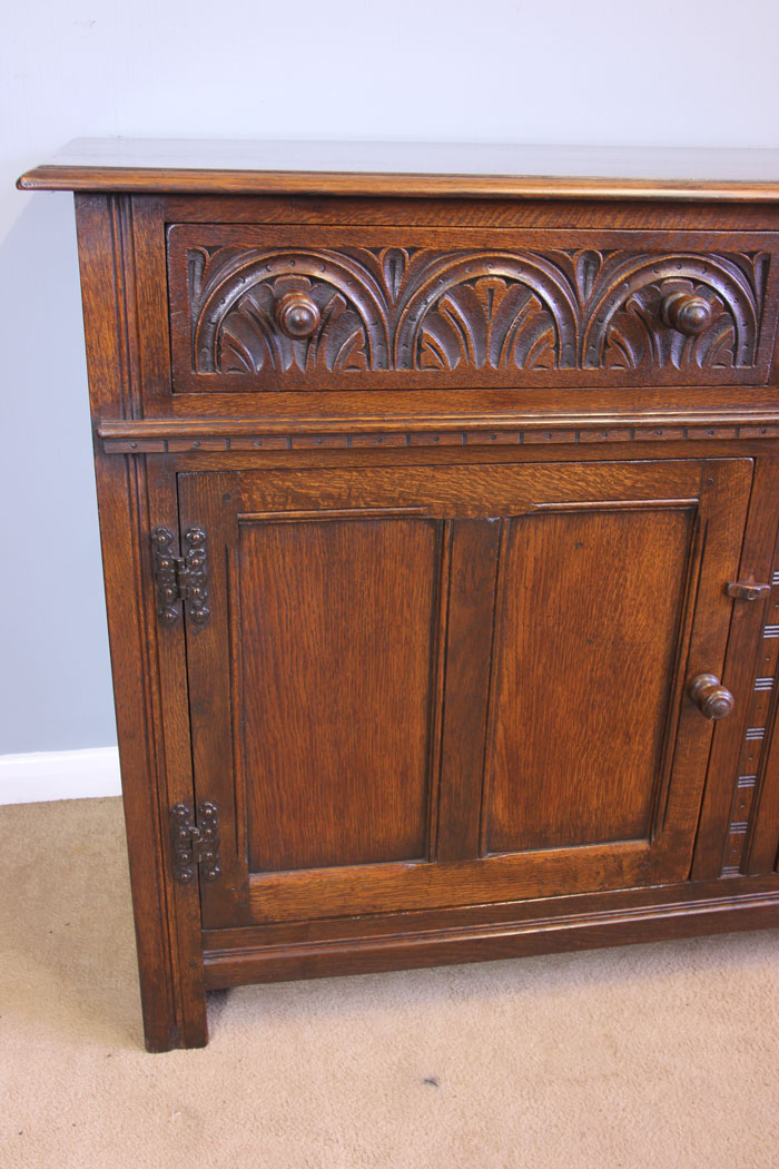 11961r12 Oak Sideboard Dresser Base,