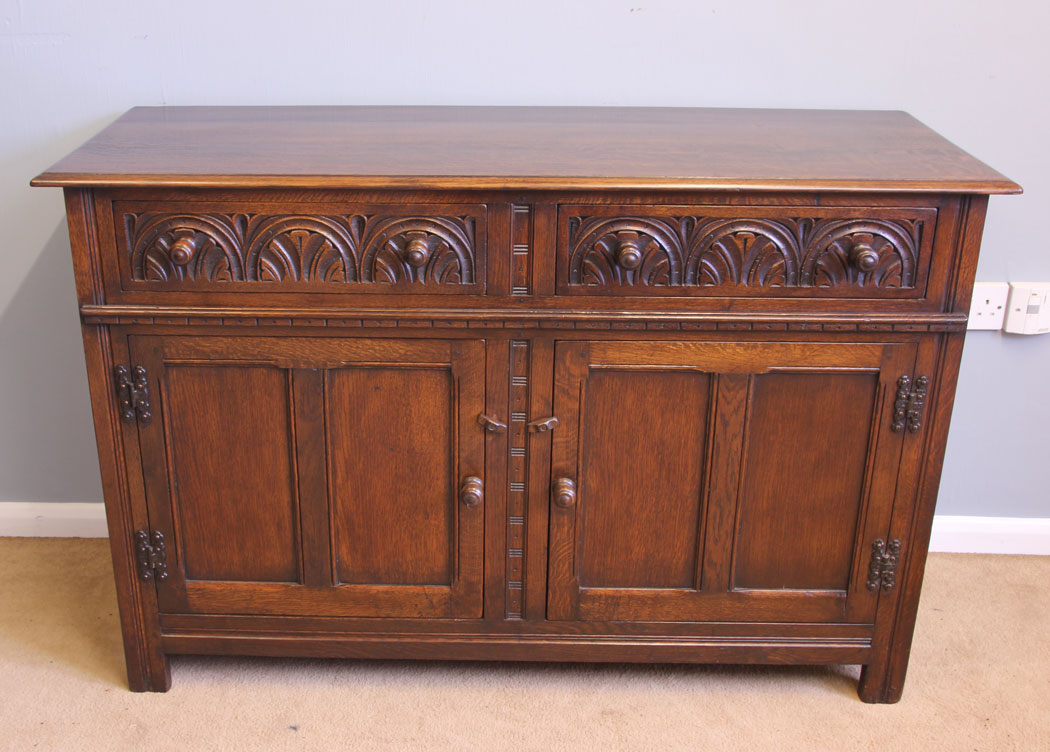 11961r15 Oak Sideboard Dresser Base,