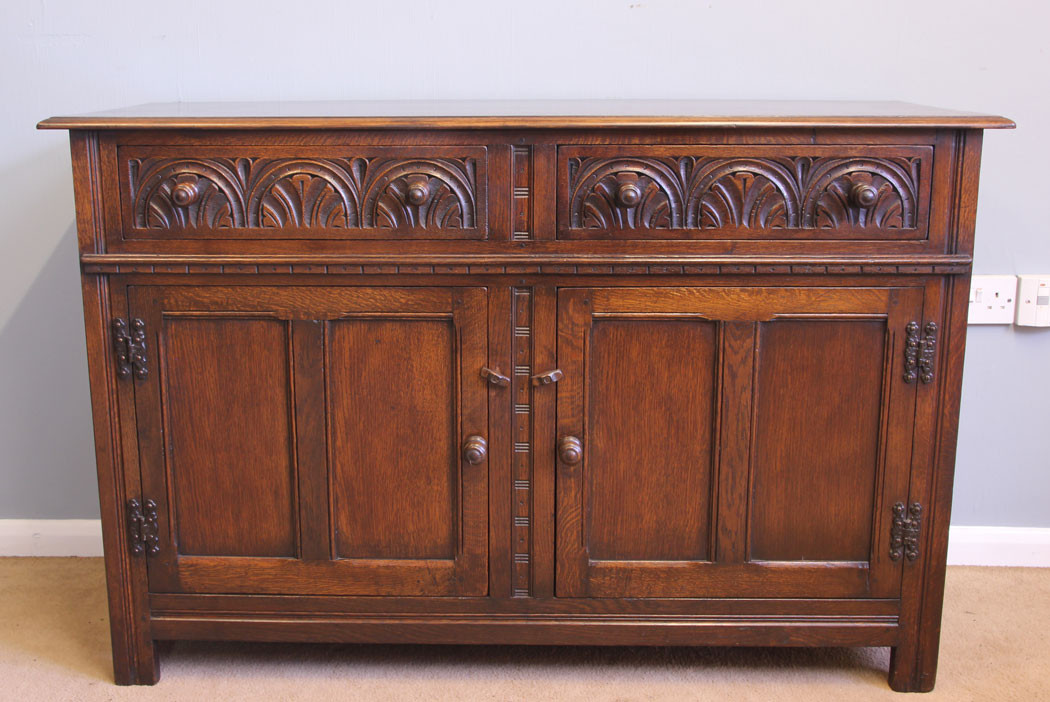 11961r16 Oak Sideboard Dresser Base,