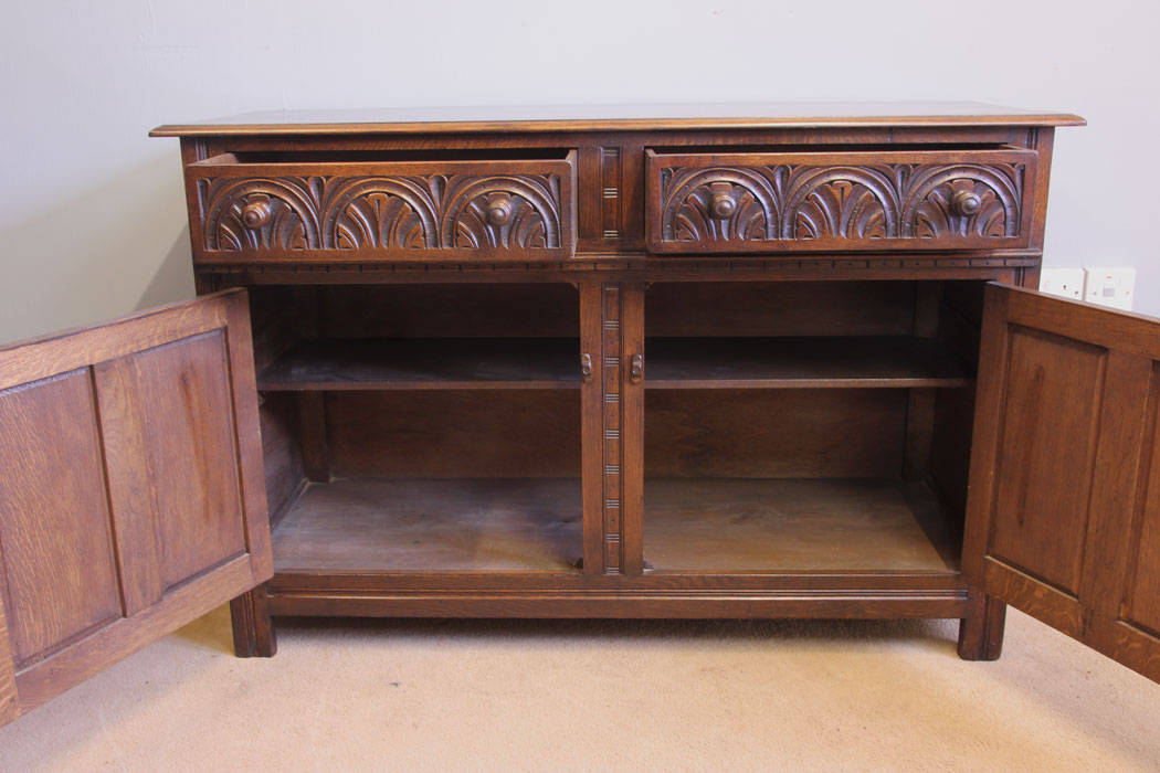 11961r8 Oak Sideboard Dresser Base,