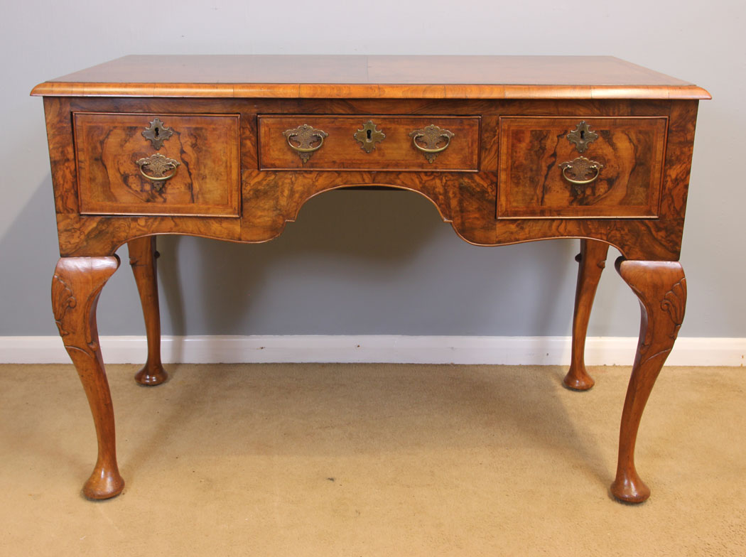 11962r1 Quality Burr Walnut Side Table Writing Desk,