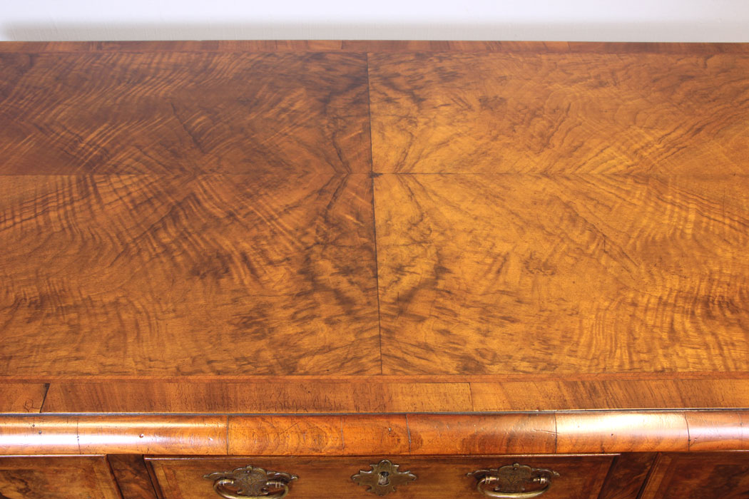 11962r5 Quality Burr Walnut Side Table Writing Desk,