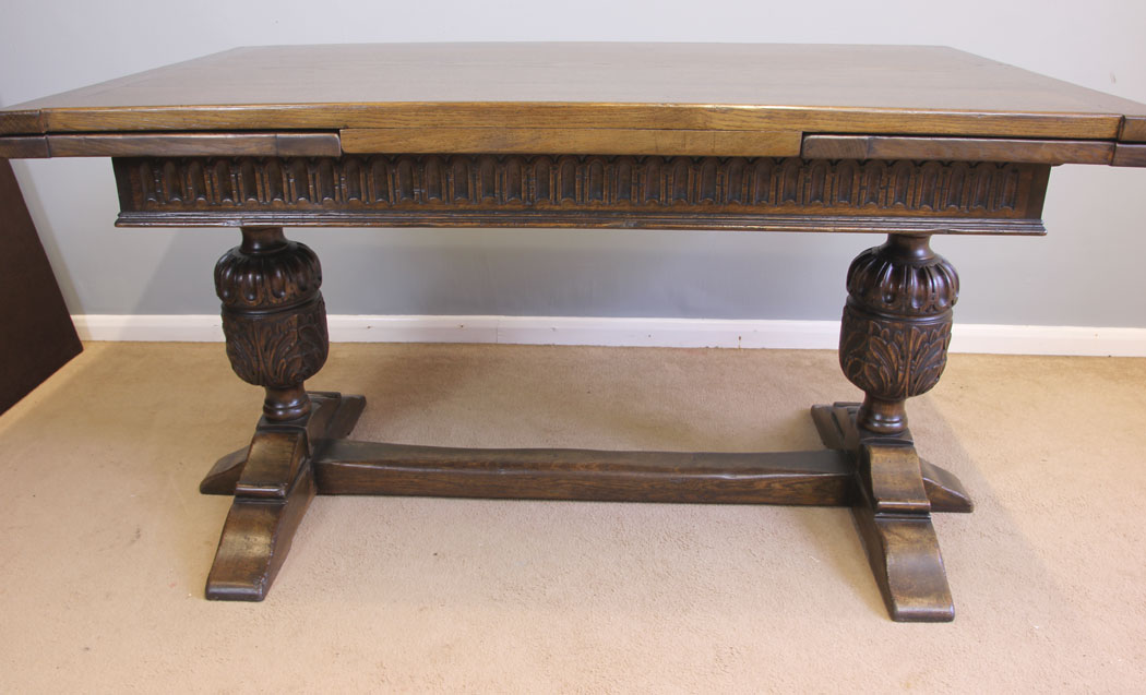11973r10 Antique Oak Drawleaf Farmhouse Extending Refectory Dining Table,