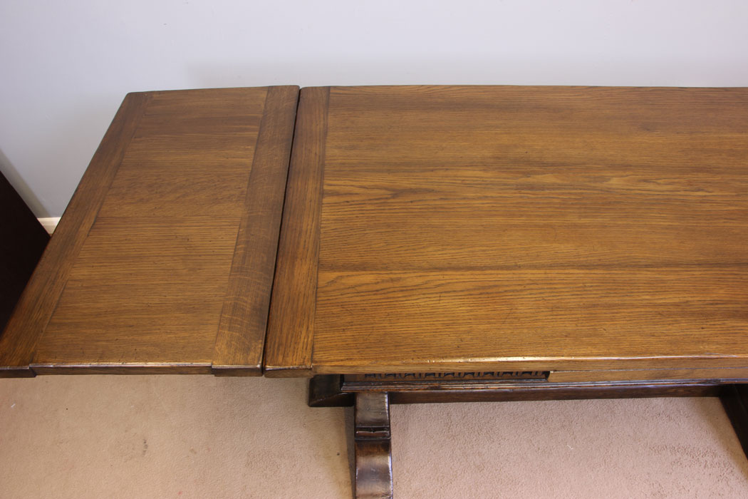 11973r6 Antique Oak Drawleaf Farmhouse Extending Refectory Dining Table,