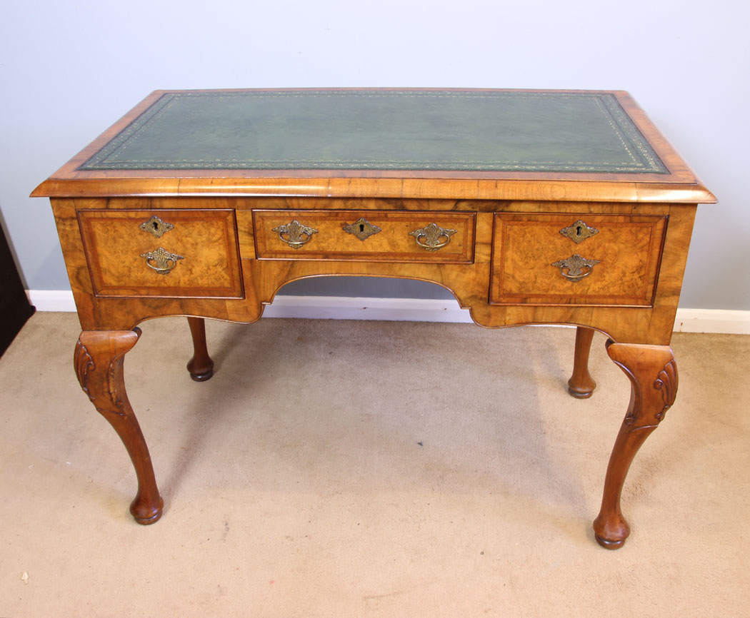 11982r1 Antique Burr Walnut Leather Top Writing Desk,