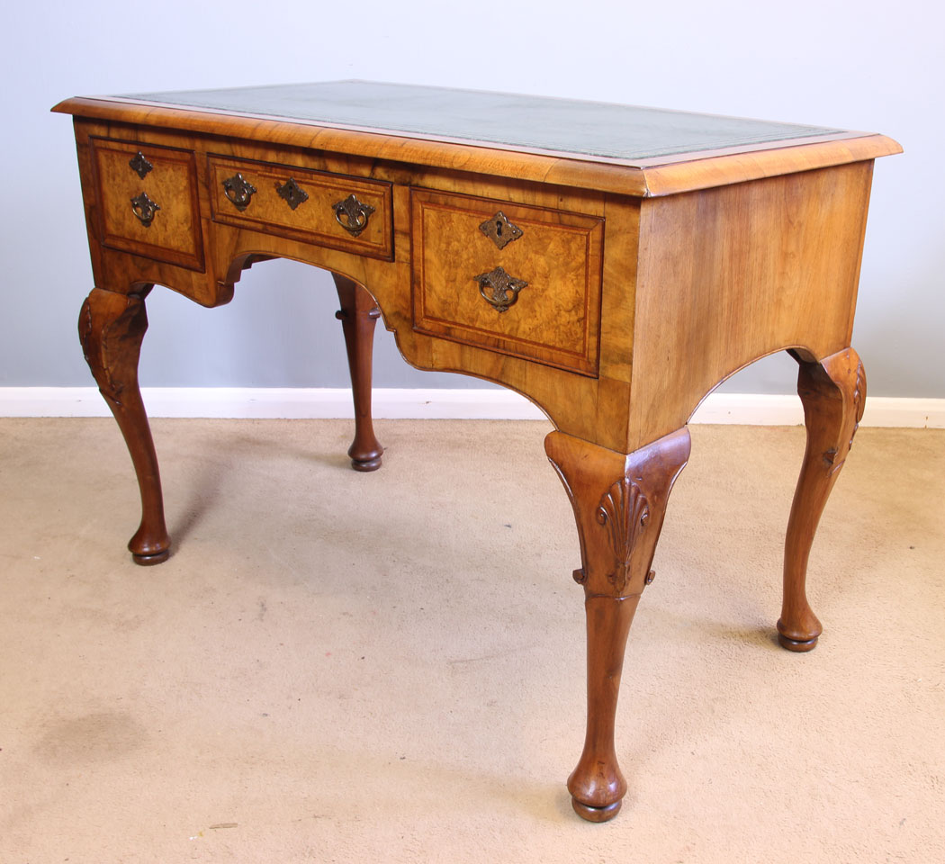 11982r4 Antique Burr Walnut Leather Top Writing Desk,