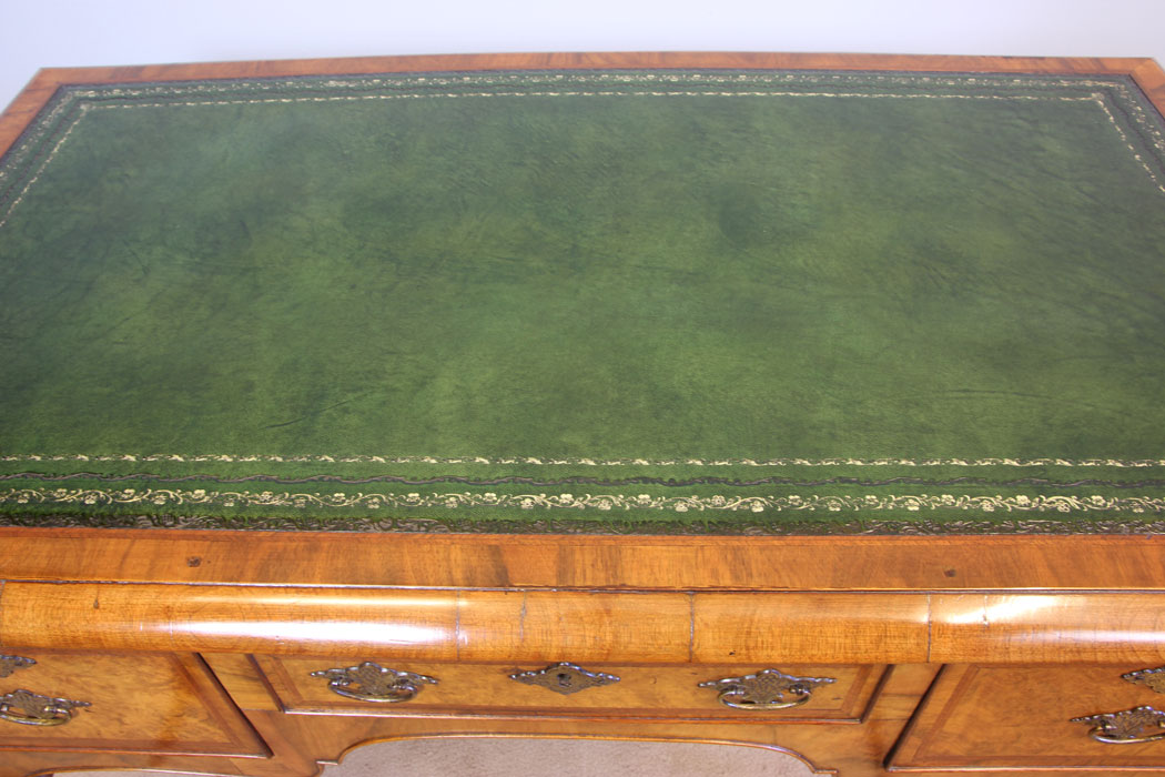 11982r7 Antique Burr Walnut Leather Top Writing Desk,