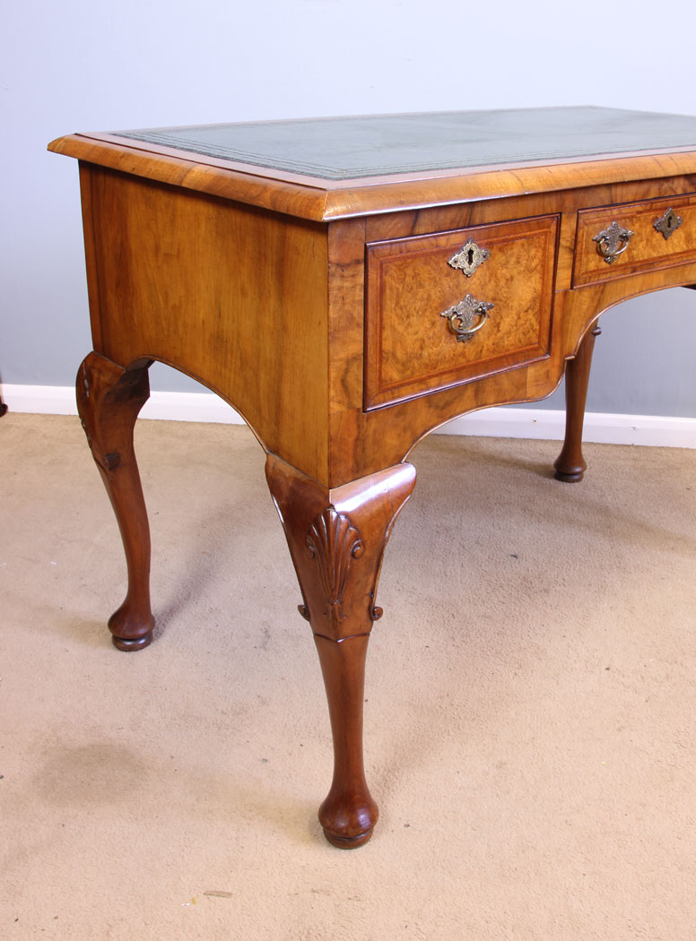 11982r9 Antique Burr Walnut Leather Top Writing Desk,