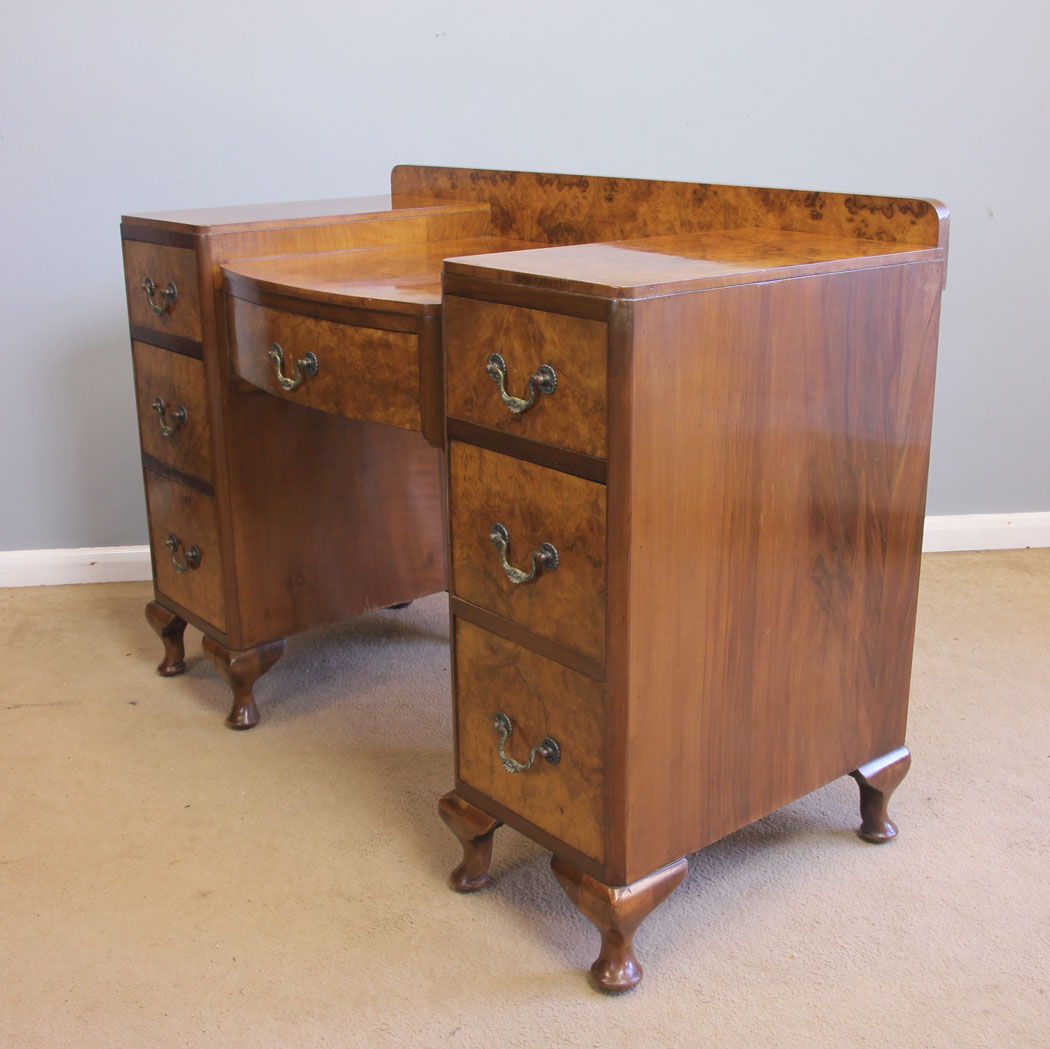 12005r4 Antique Burr Walnut Dressing Table,
