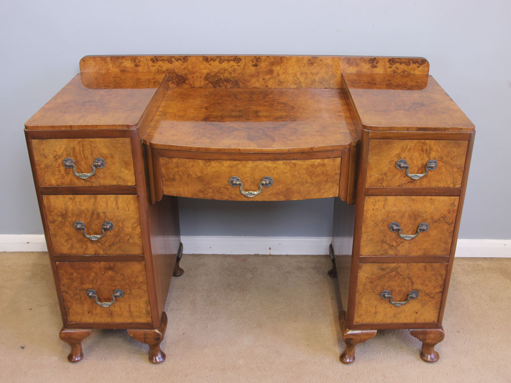 12005r6 Antique Burr Walnut Dressing Table,