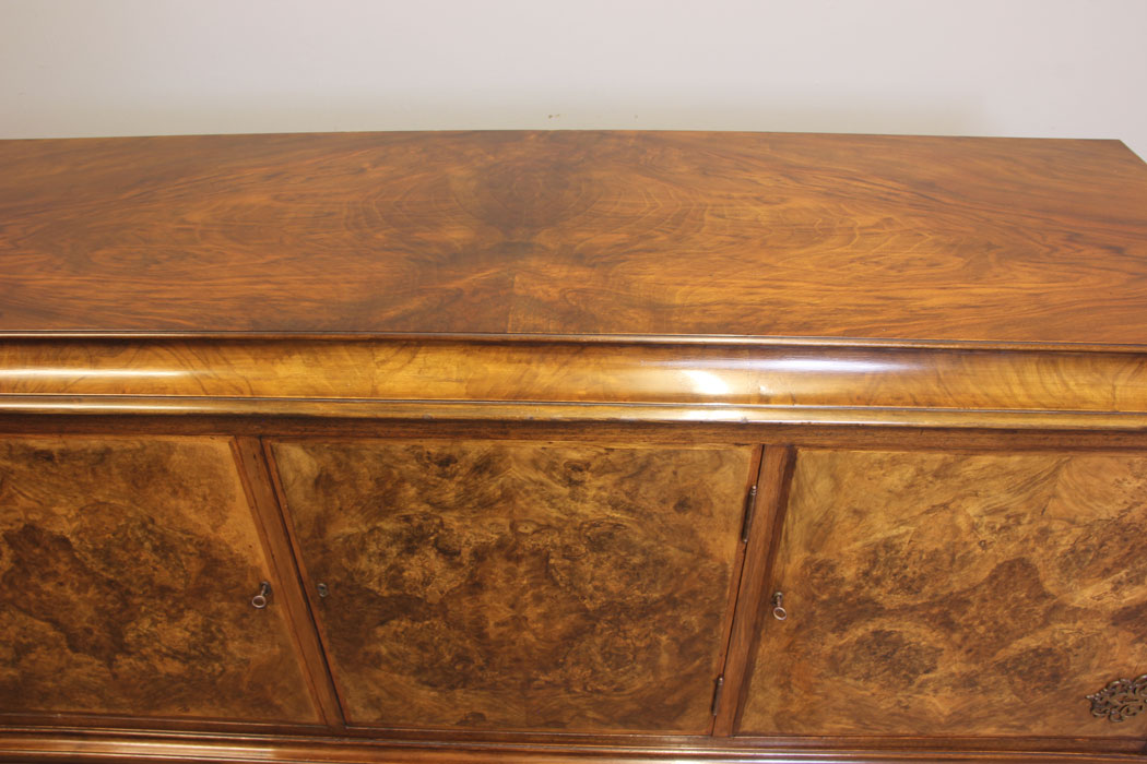 12011r6 Antique Burr Walnut Sideboard,