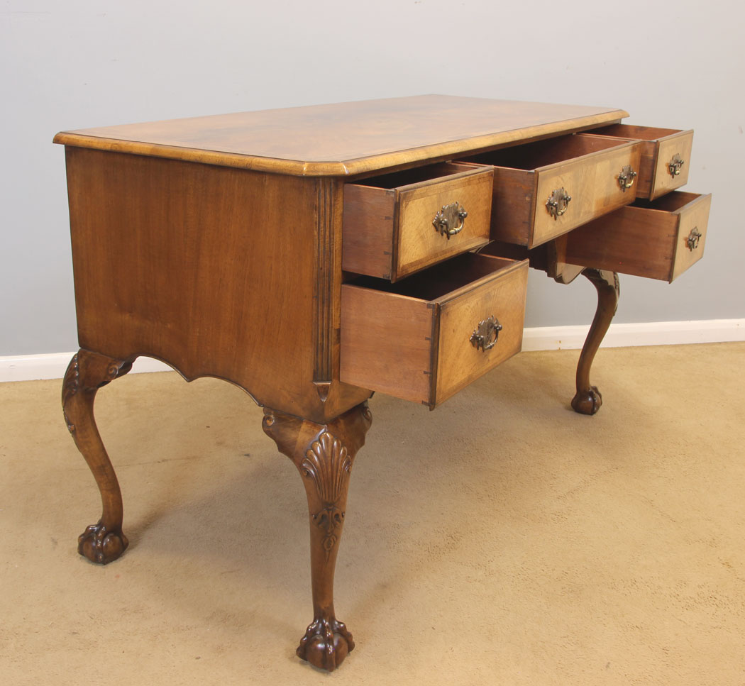 12016r12 Antique Walnut Side Table,