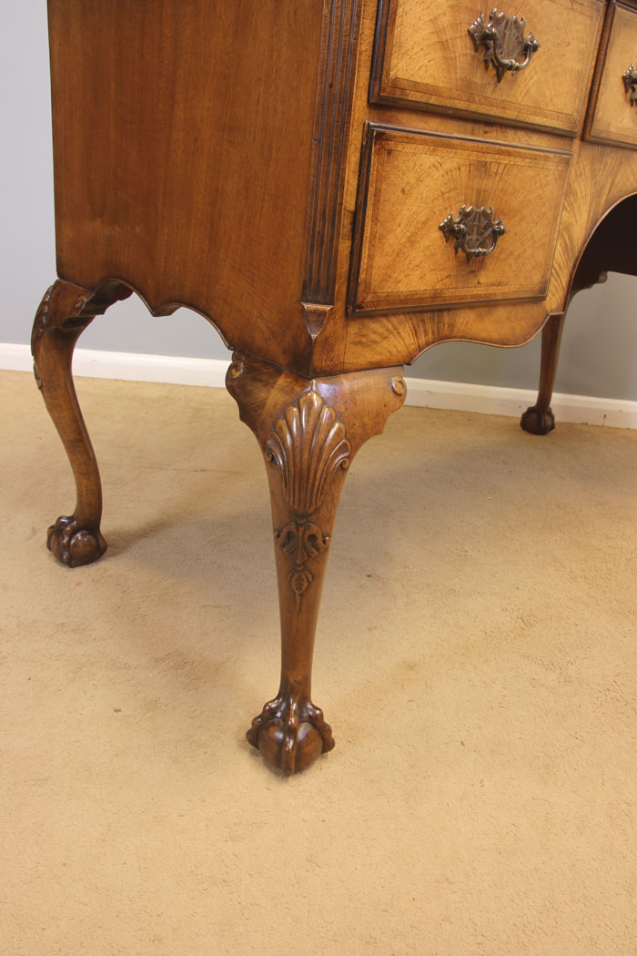 12016r14 Antique Walnut Side Table,
