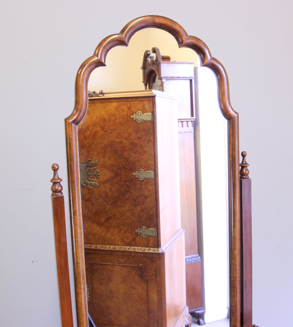 12020r4 Antique Mahogany cheval Dressing Mirror,