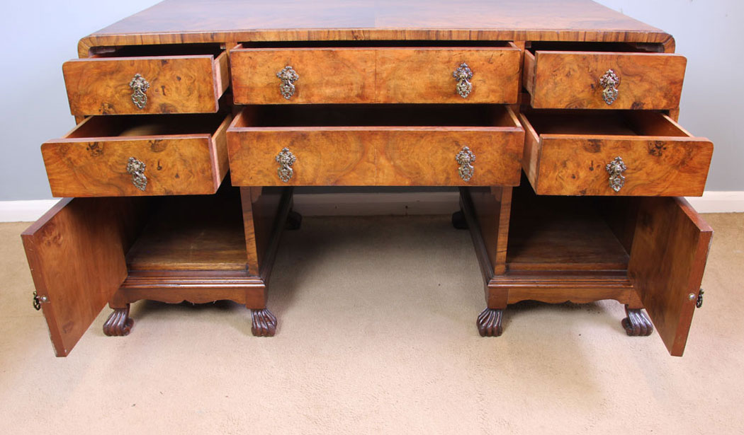 12054r12 Antique Burr Walnut Dressing Table,