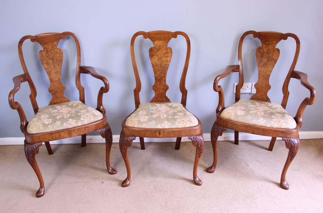 12055r2 Set Eight Queen Anne Style Burr Walnut Dining Chairs,