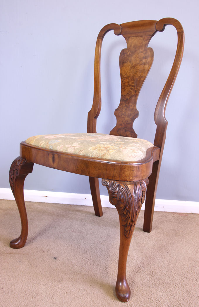 12055r9 Set Eight Queen Anne Style Burr Walnut Dining Chairs,