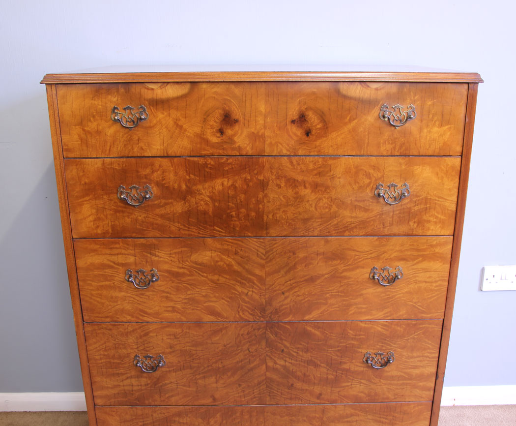 12070r2 Large Antique Burr Walnut Chest Drawers,