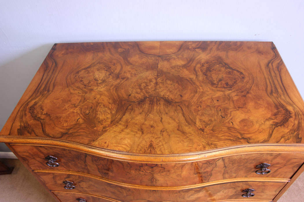 12071r10 Antique Burr Walnut Serpentine Chest of Drawers,