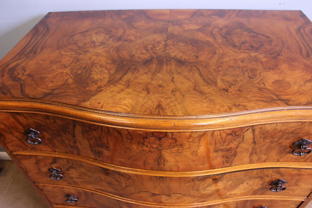 12071r5 Antique Burr Walnut Serpentine Chest of Drawers,