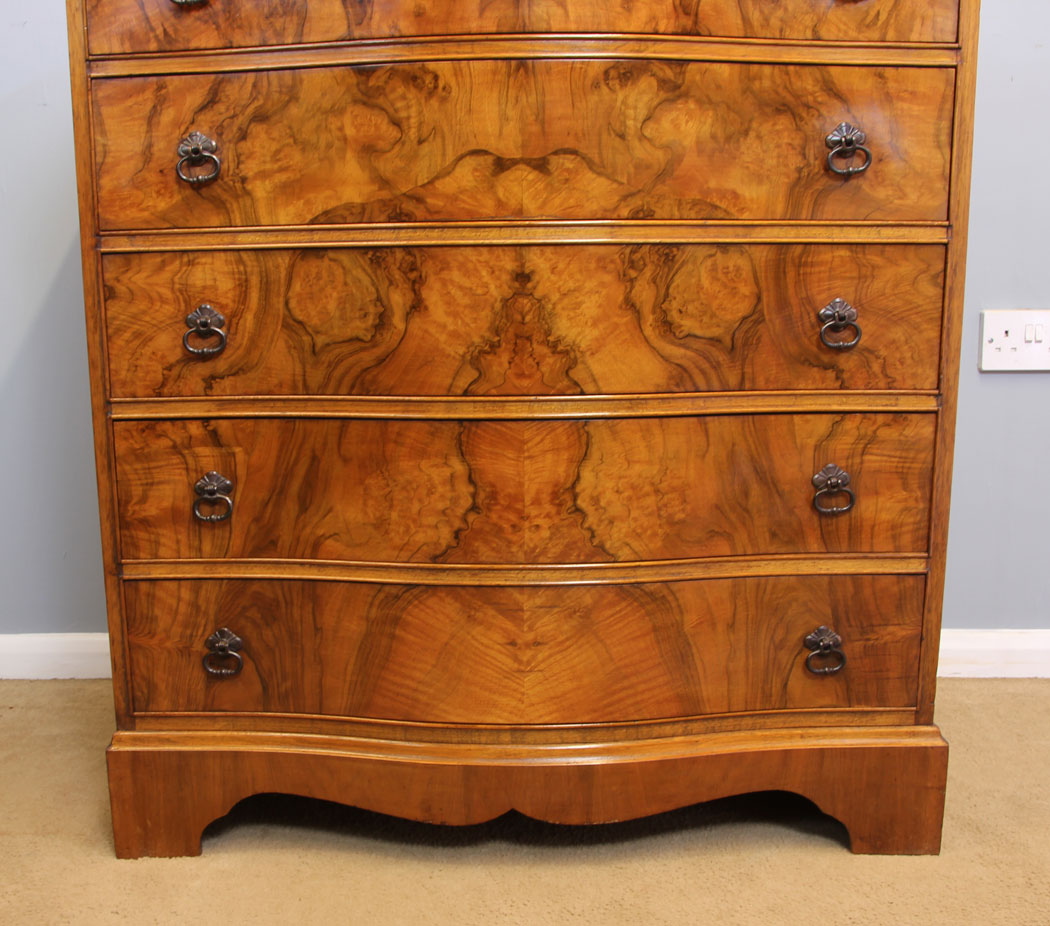 12071r8 Antique Burr Walnut Serpentine Chest of Drawers,