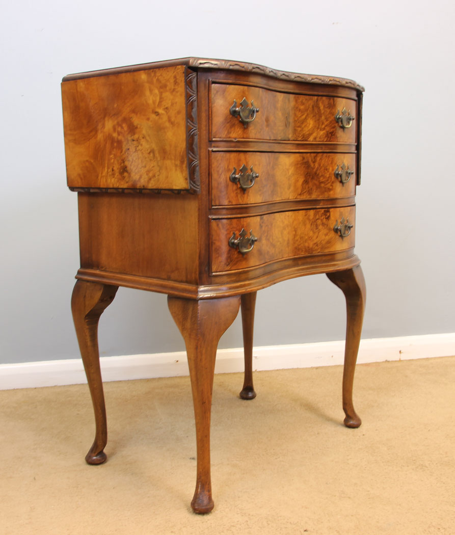 12075r2 Burr Walnut Antique Bedside Table,
