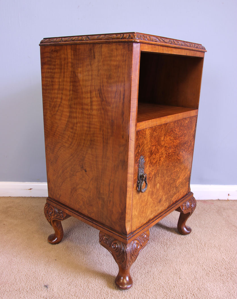 12078r3 Quality Burr Walnut Bedside Cabinet,