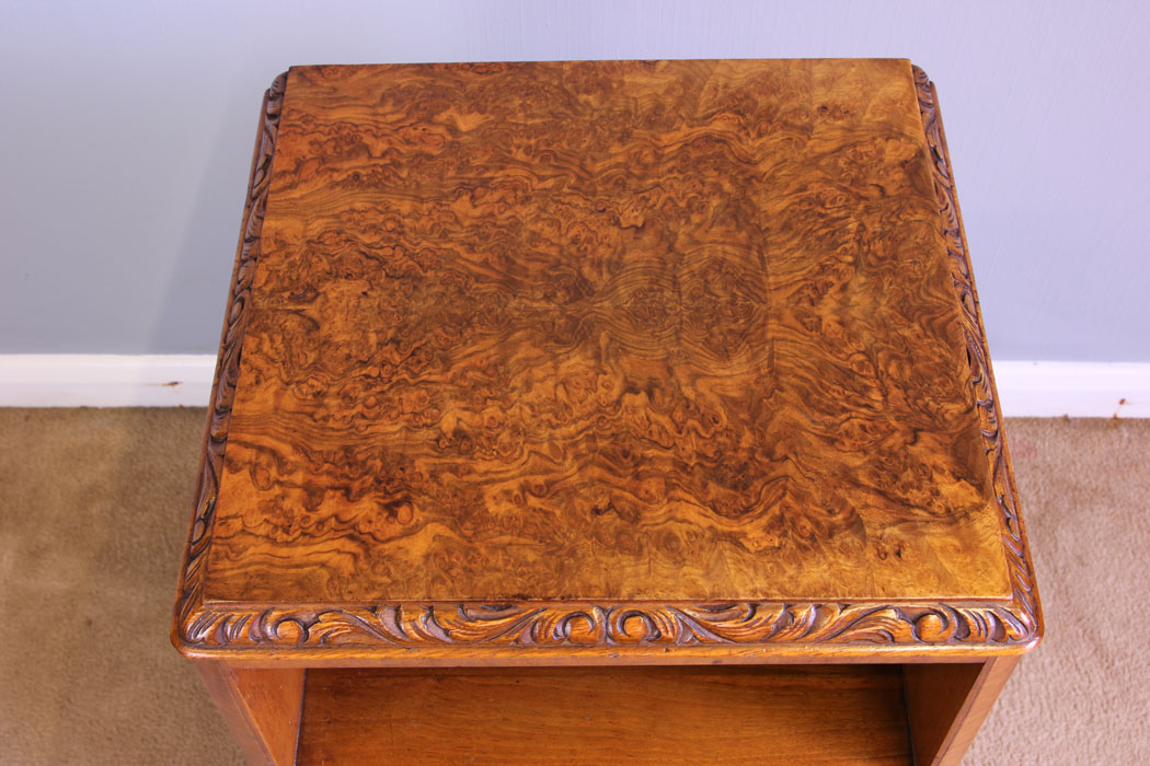 12078r7 Quality Burr Walnut Bedside Cabinet,