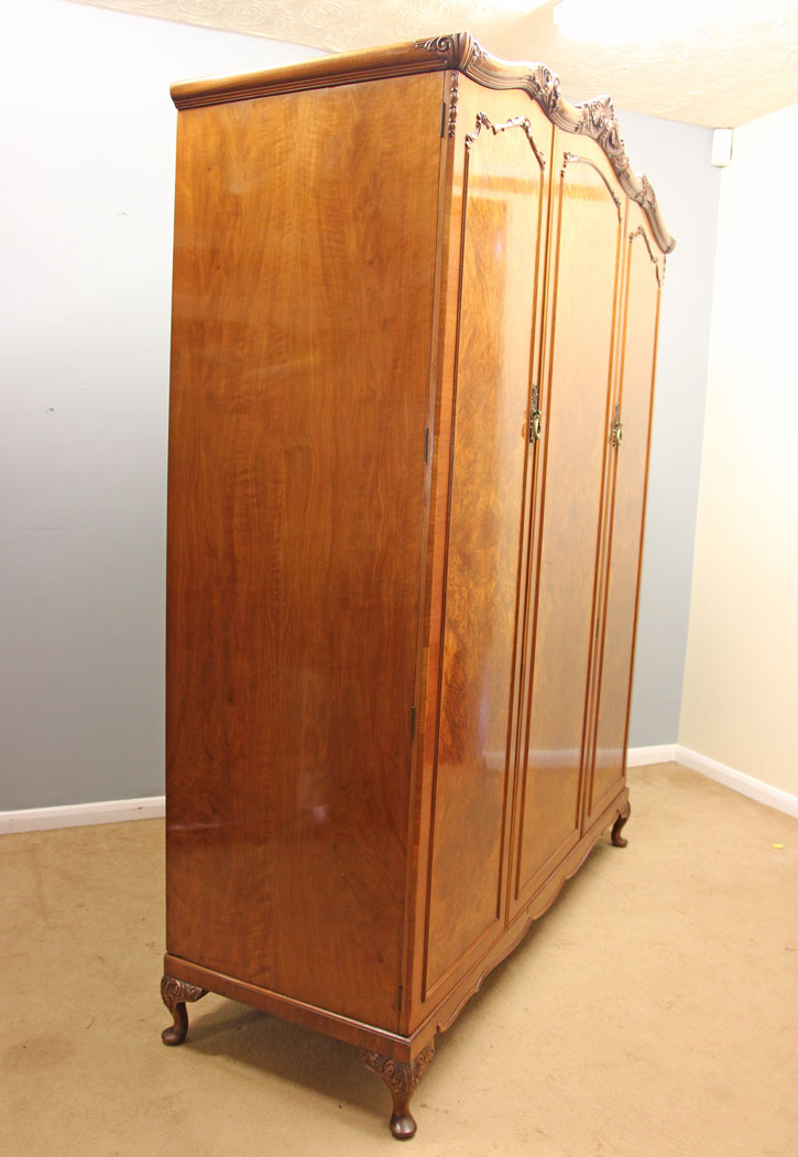 12086r04 Quality Antique Burr Walnut Compactum Triple Wardrobe. - Copy