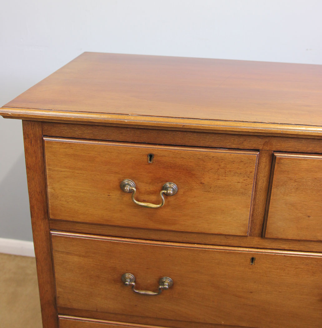 12099r7 Antique Mahogany Chest of Drawers, Bedroom Furniture,