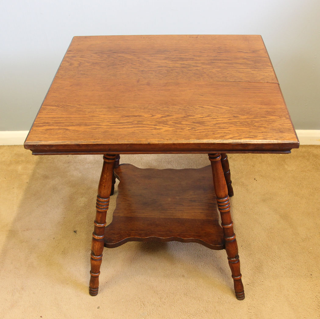 12100r2 Antique Oak Occasional Side Table,