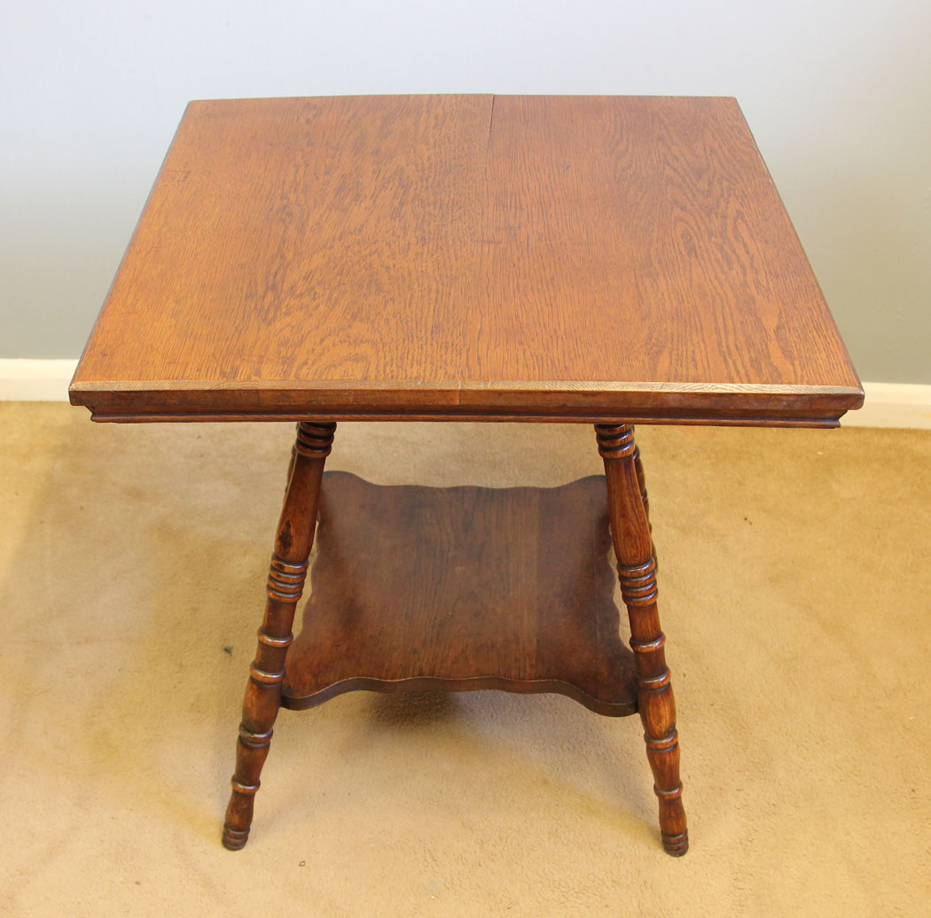 12100r9 Antique Arts Craft Oak Occasional Side Table,