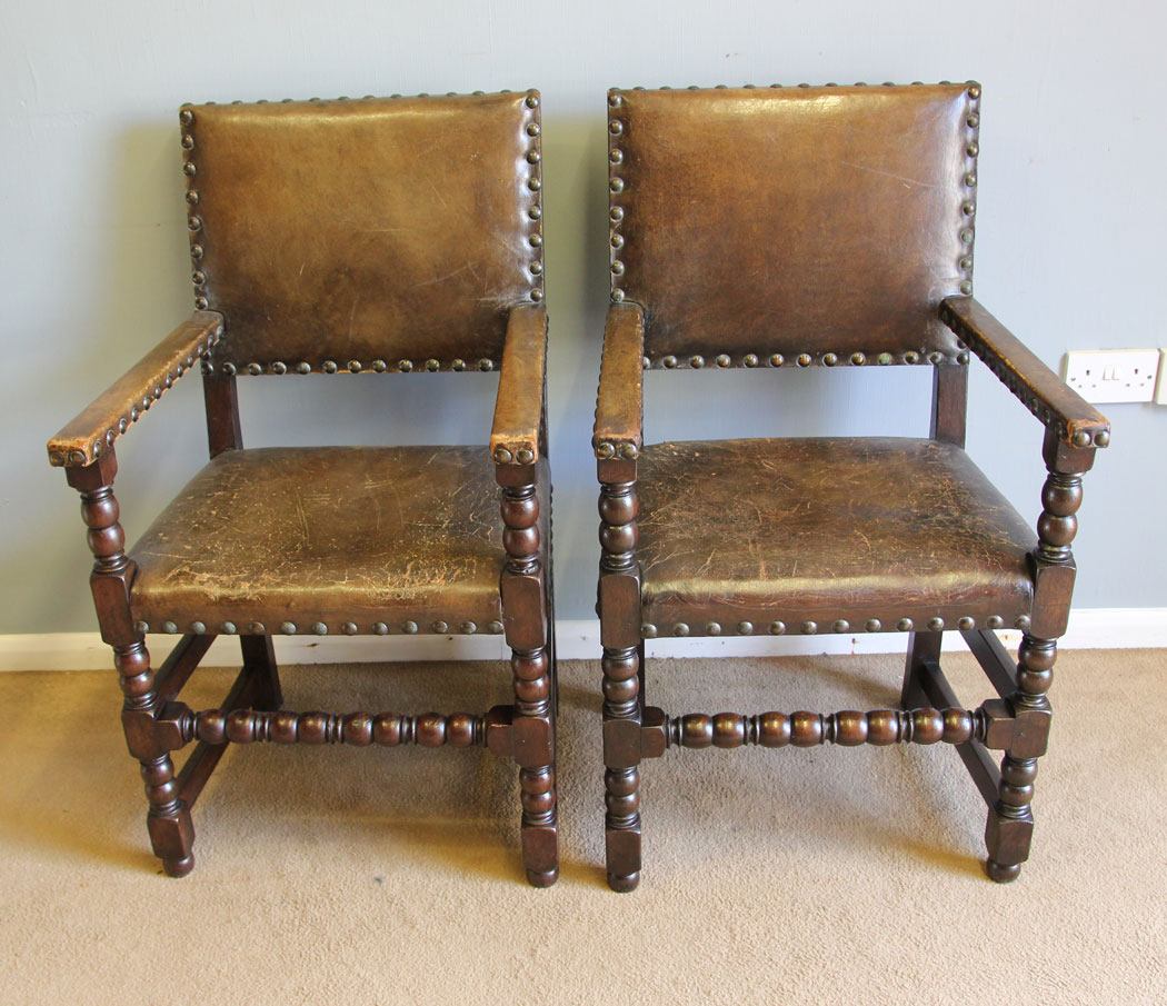 12107r7 Antique Set of Six Oak Cromwellian Style Dining Chairs,
