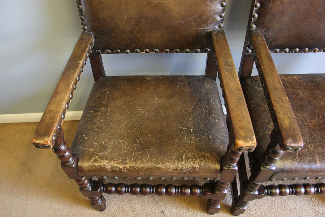 12107r8 Antique Set of Six Oak Cromwellian Style Dining Chairs,