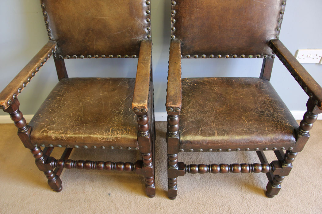 12107r9 Antique Set of Six Oak Cromwellian Style Dining Chairs,