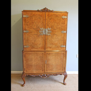 Burr Walnut Queen Anne Style Cocktail Drinks Cabinet.