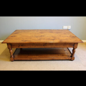 Large Country Solid Oak Coffee Table.