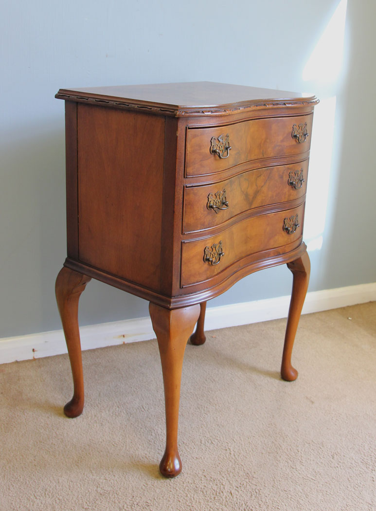 12121r9 Antique Walnut Bedside Cabinet Chest Drawers,