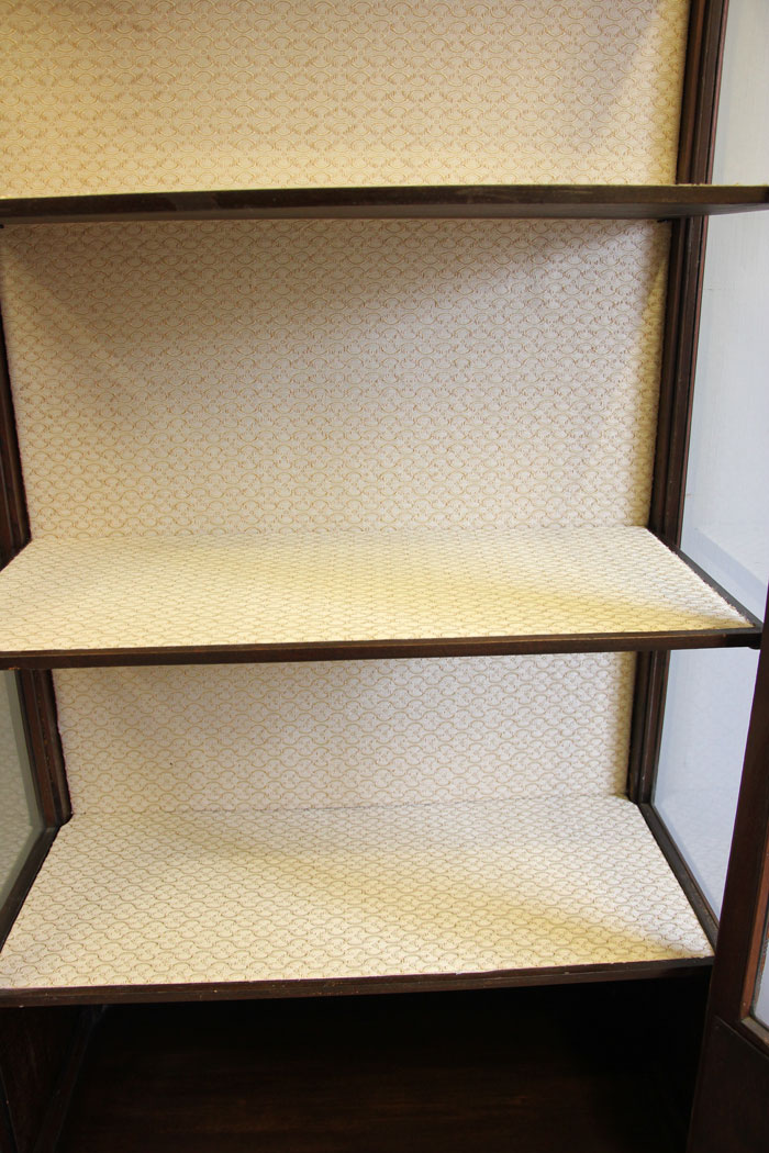 12147r13 Antique Chippendale Style China Display Cabinet,