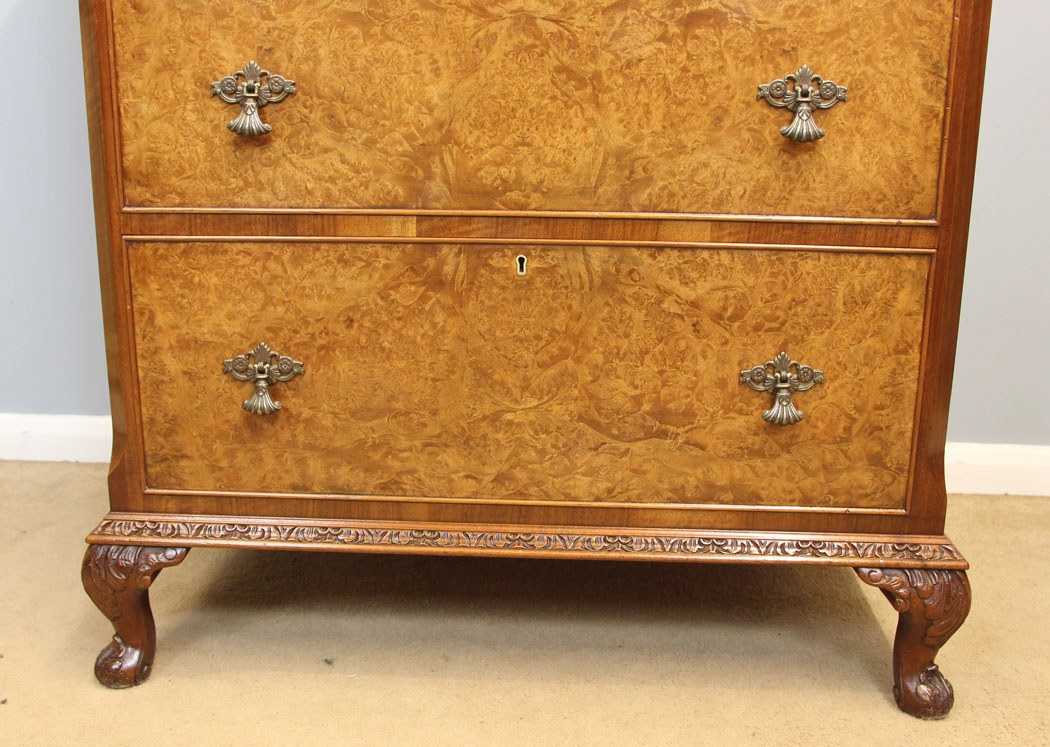 12150r17 Quality Burr Walnut Chest Of Drawers,
