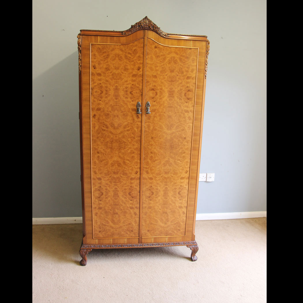 12156r01-Burr-Walnut-Fitted-Double-Wardrobe,- Quality Burr Walnut Fitted Double Wardrobe.