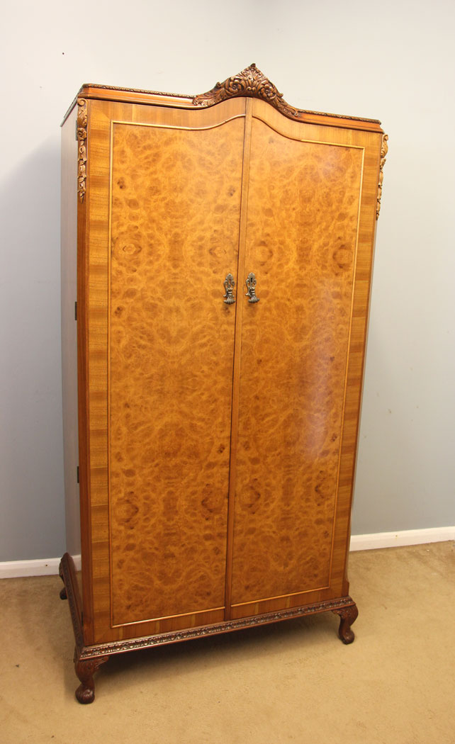 12156r1 Burr Walnut Fitted Double Wardrobe,