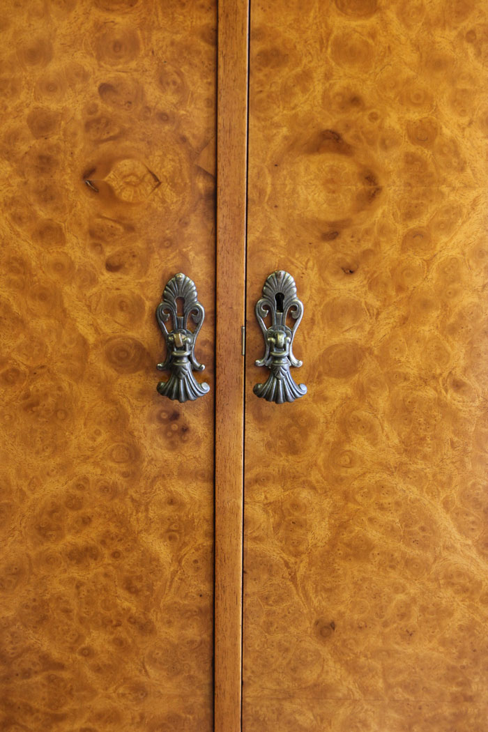 12156r10 Burr Walnut Fitted Double Wardrobe,
