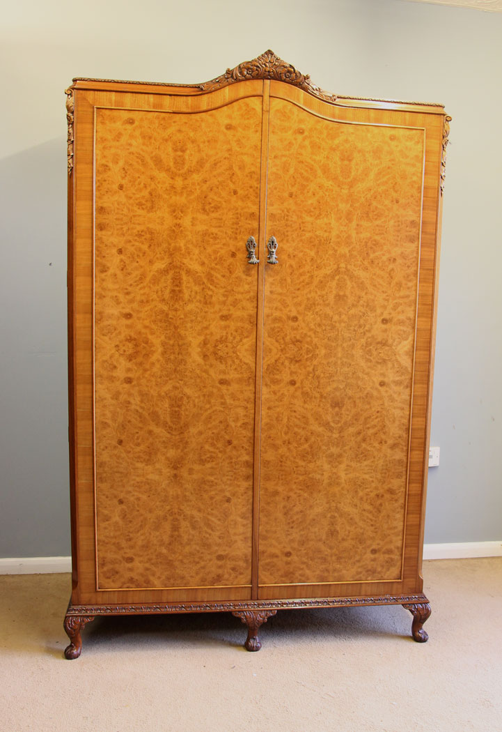 12158r16 Antique Burr Walnut Hanging Double Wardrobe,