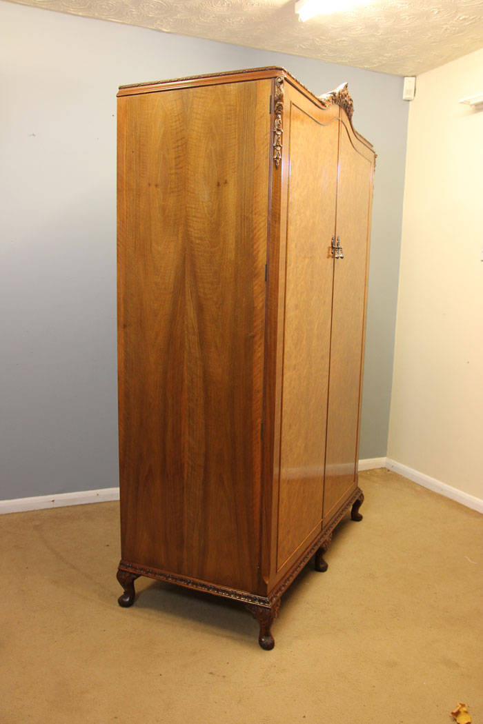 12158r5 Antique Burr Walnut Hanging Double Wardrobe,