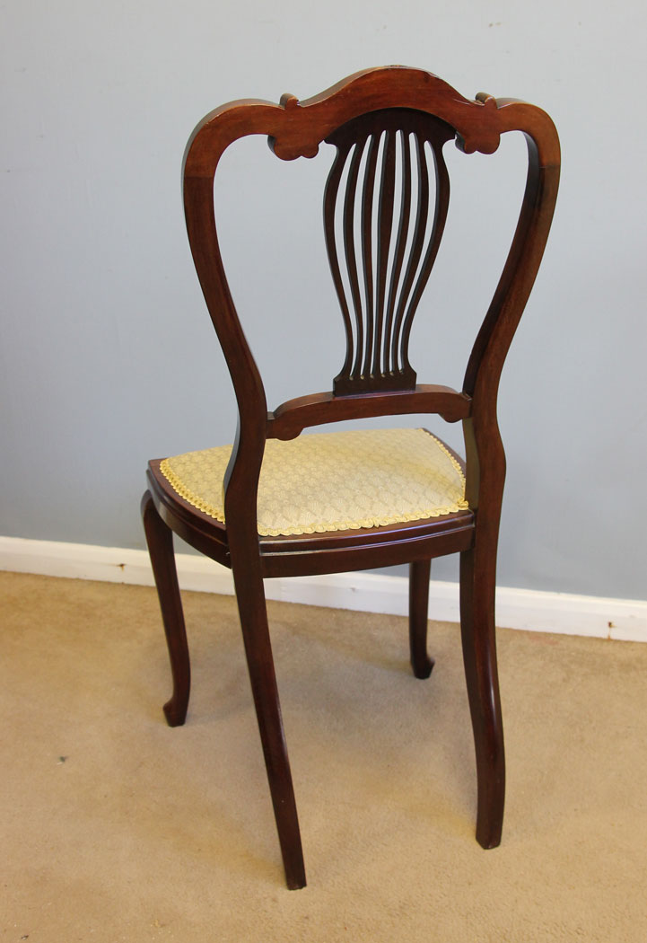 12161r4 Antique Mahogany Bedroom Single Side Chair,
