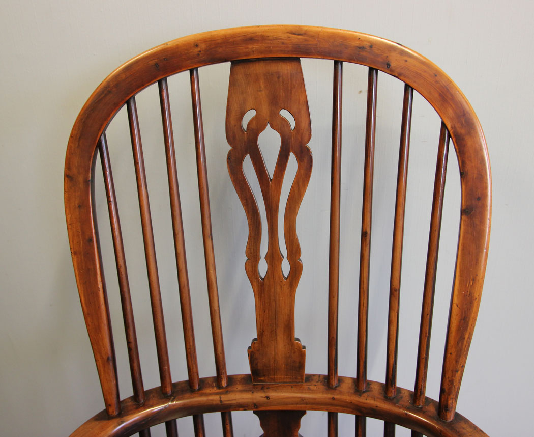 12163r8 Antique Yew Wood Windsor Chair,