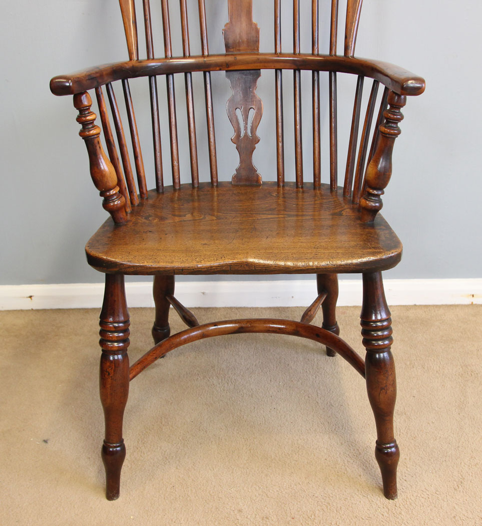 12163r9 Antique Yew Wood Windsor Chair,