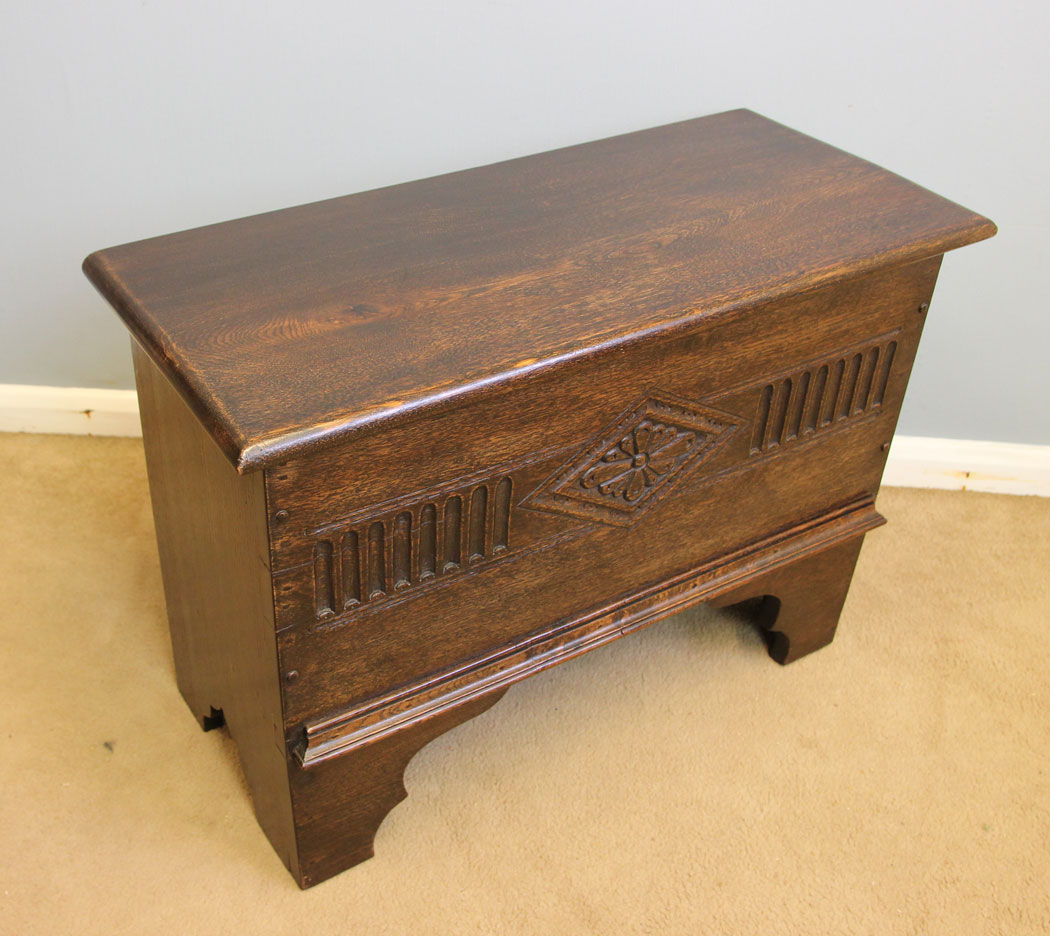 12165r7 Antique Small Antique Oak Coffer Chest,