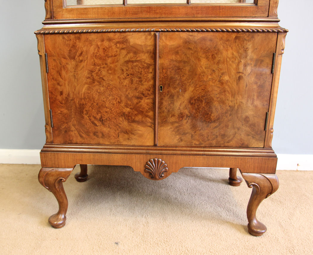 12166r5 Antique Burr Walnut Display Cabinet,